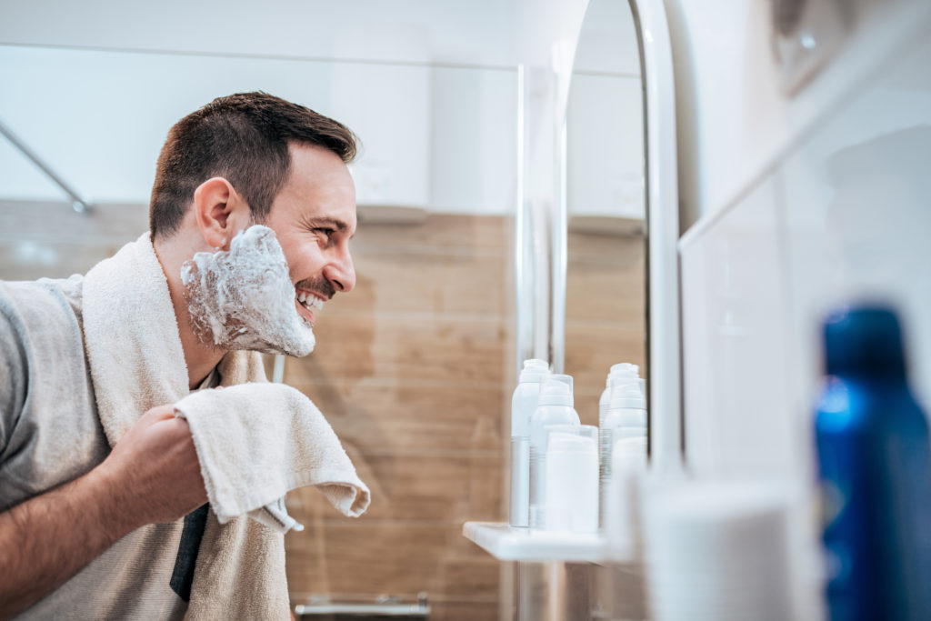 6 Natural Grooming Products for Men at Amazon Store