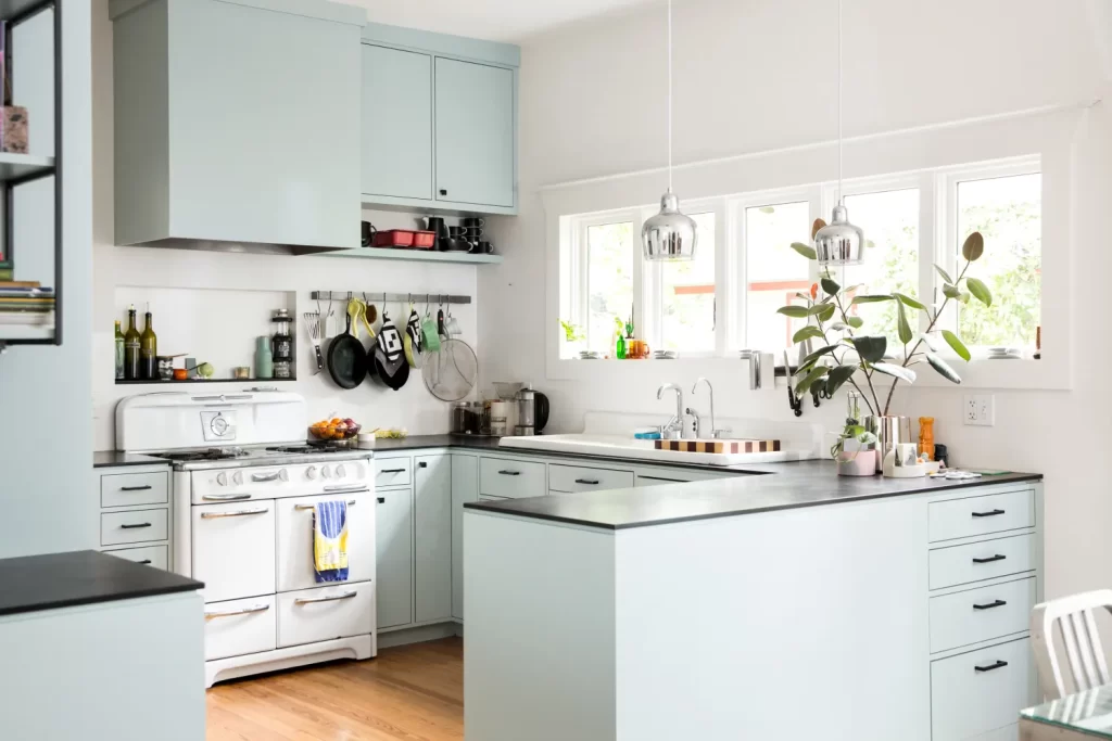 Guide to hiring a kitchen designer: Tips and tricks