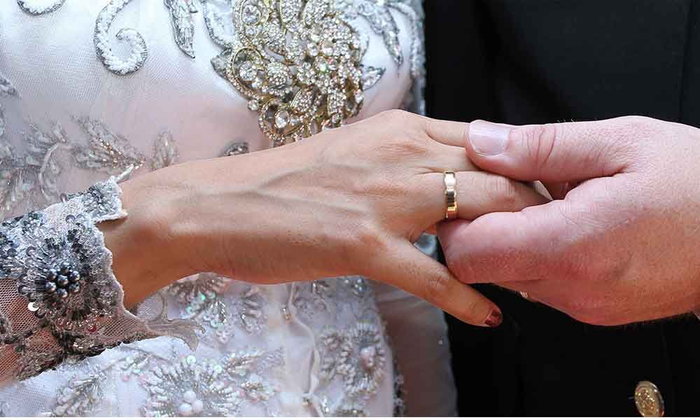 Bridging the Gap: Helping Couples Communicate Their Ring Preferences Openly